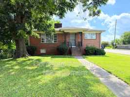 featured image of 2320 16th St N