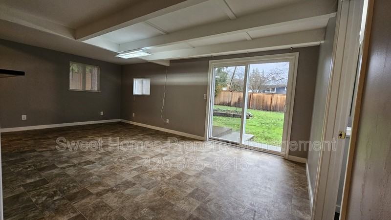 12828 111th Ave Ne - Photo 5 of 23