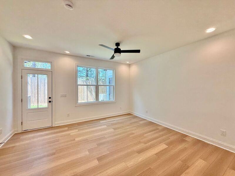 4821 Gossamer Ln #102 - Photo 7 of 25