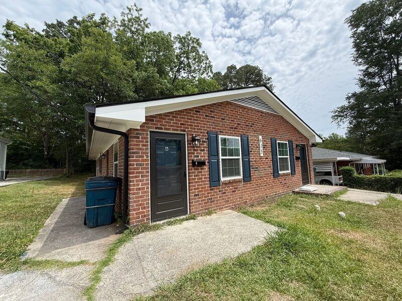 615A Burlington Ave #A - Photo 2 of 13