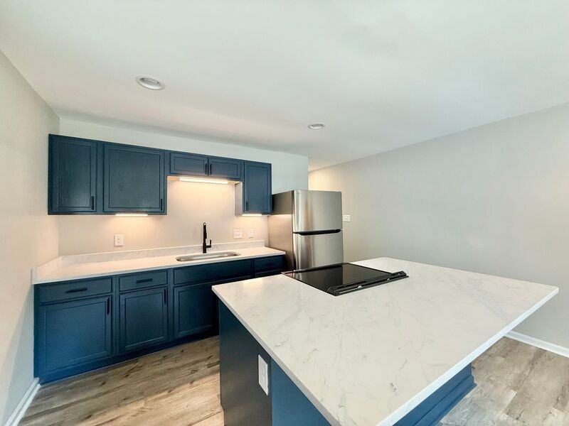 615A Burlington Ave #A - Photo 4 of 13