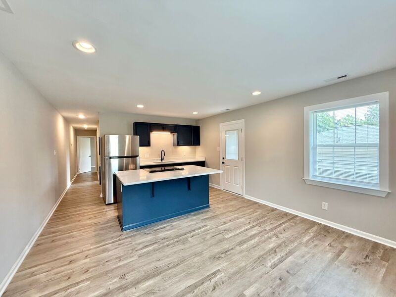 615B Burlington Ave #B - Photo 5 of 13