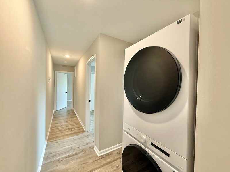 615B Burlington Ave #B - Photo 7 of 13