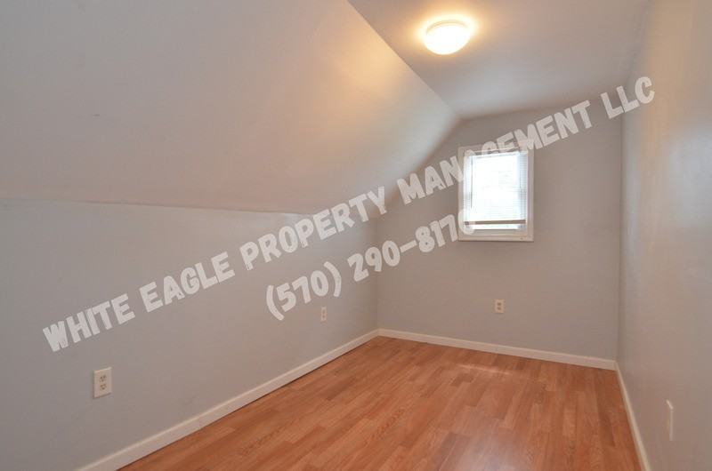 641 Alder St #3 - Photo 4 of 18