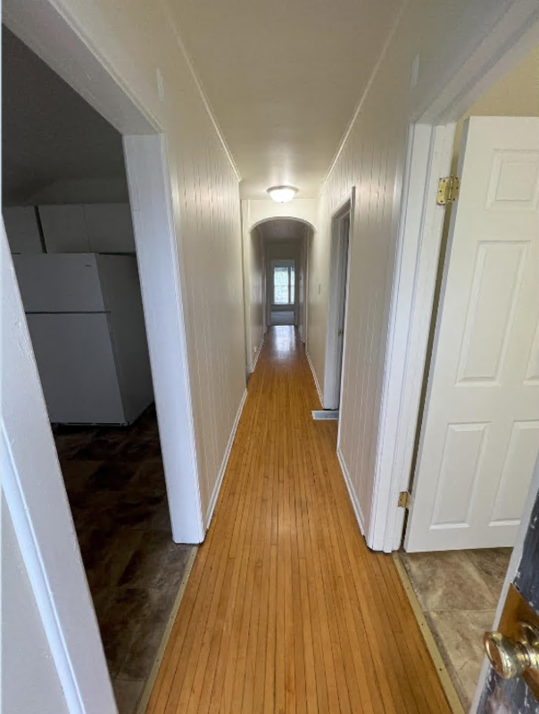 159 1/2 S Jackson St - Photo 3 of 16