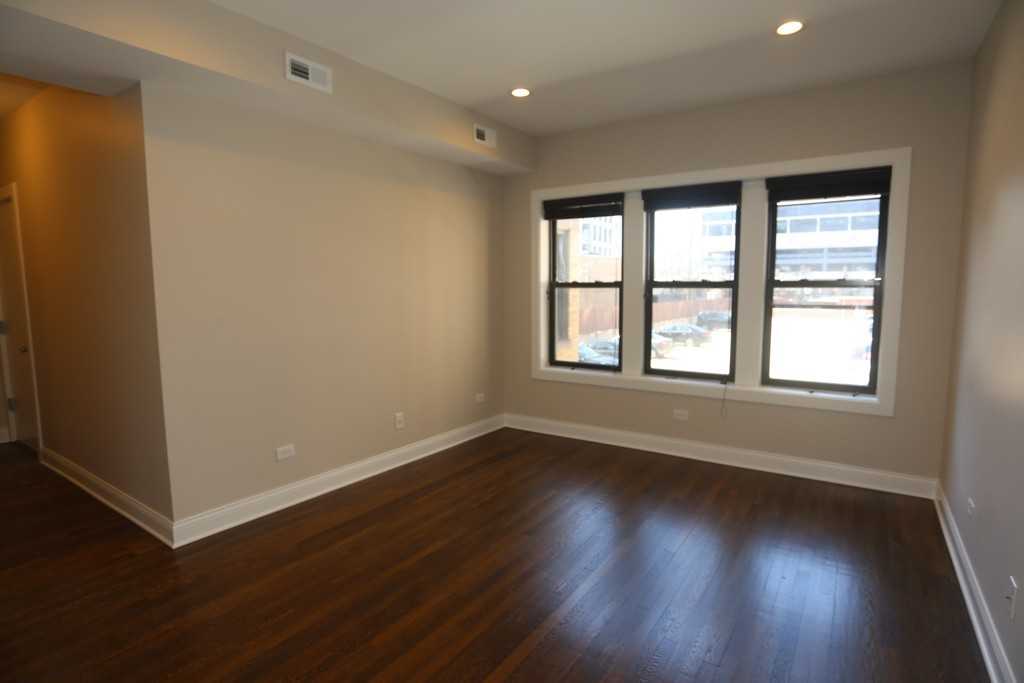 527 W Barry Ave #2N - Photo 6 of 17