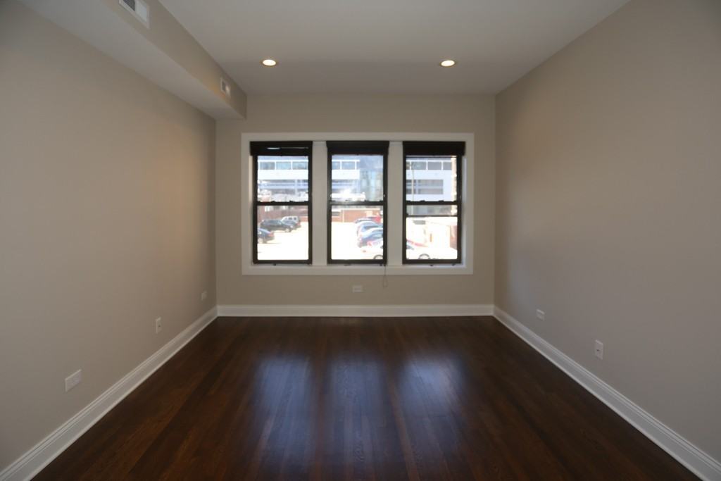 527 W Barry Ave #2N - Photo 7 of 17