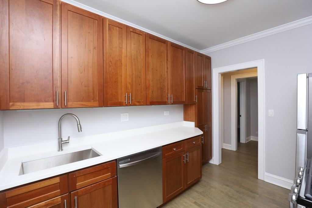 1352 W Carmen Ave #1N - Photo 4 of 21