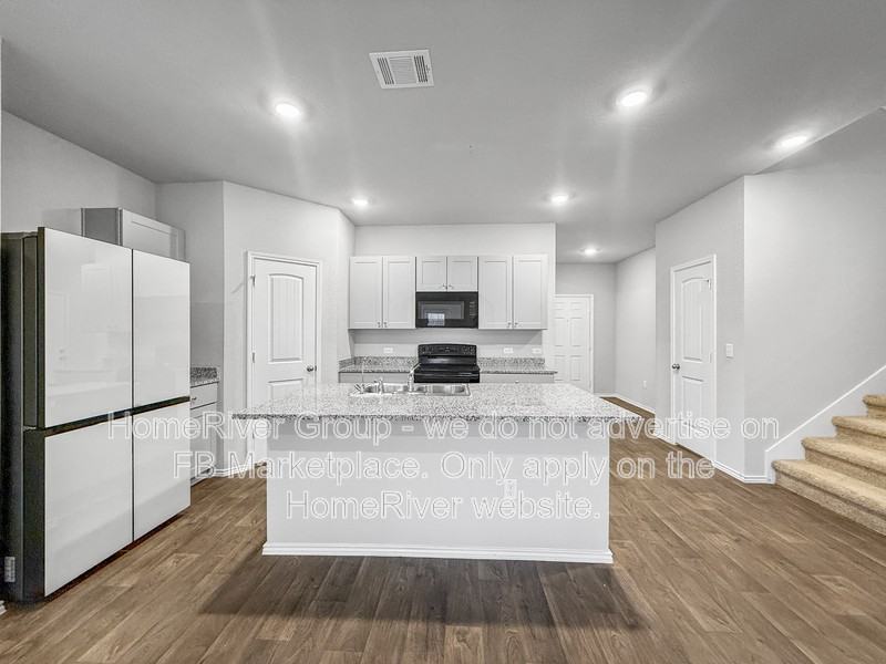 6117 Montrelia Dr - Photo 3 of 22