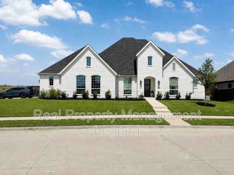 1304 Limestone Ridge Rd - Photo 3 of 14