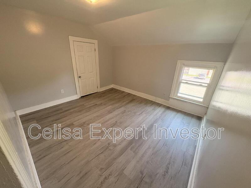2401 Miner St #3 - Photo 2 of 6