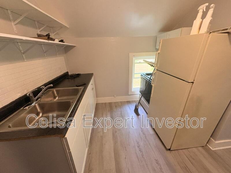 2401 Miner St #3 - Photo 5 of 6