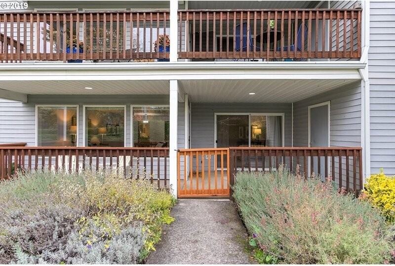 6734 N Richmond Ave - Photo 2 of 21