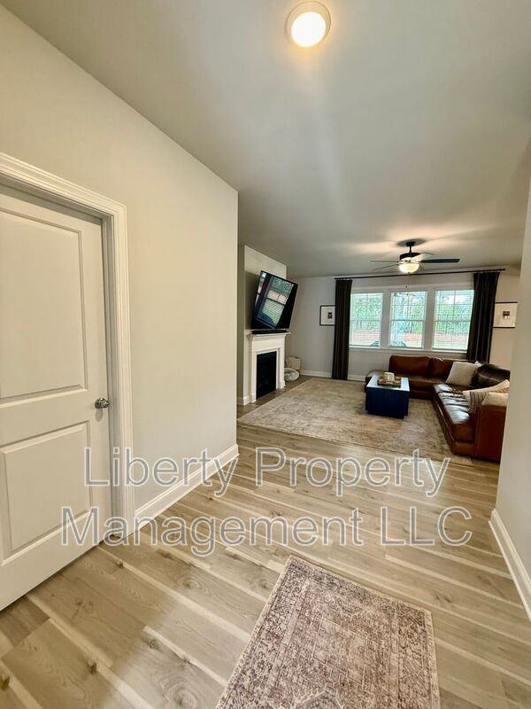 144 Kensington Dr - Photo 6 of 31