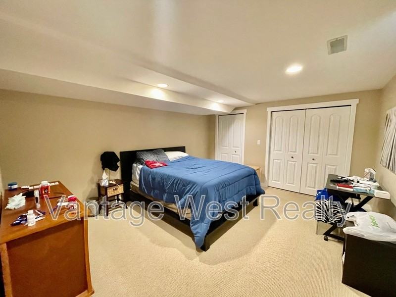 790 - Photo 6 of 15