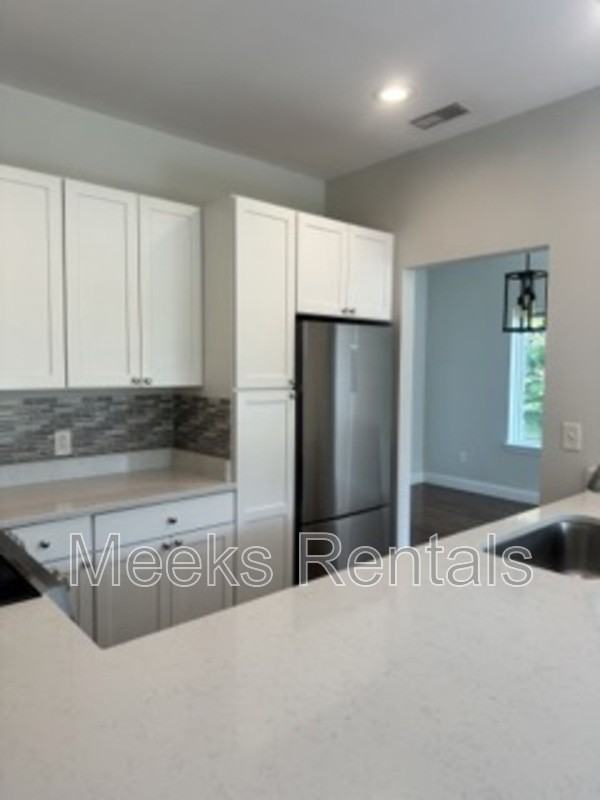 104A Sunnybrook Dr - Photo 2 of 6
