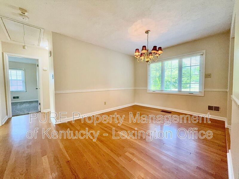 2077 Dogwood Dr - Photo 7 of 36