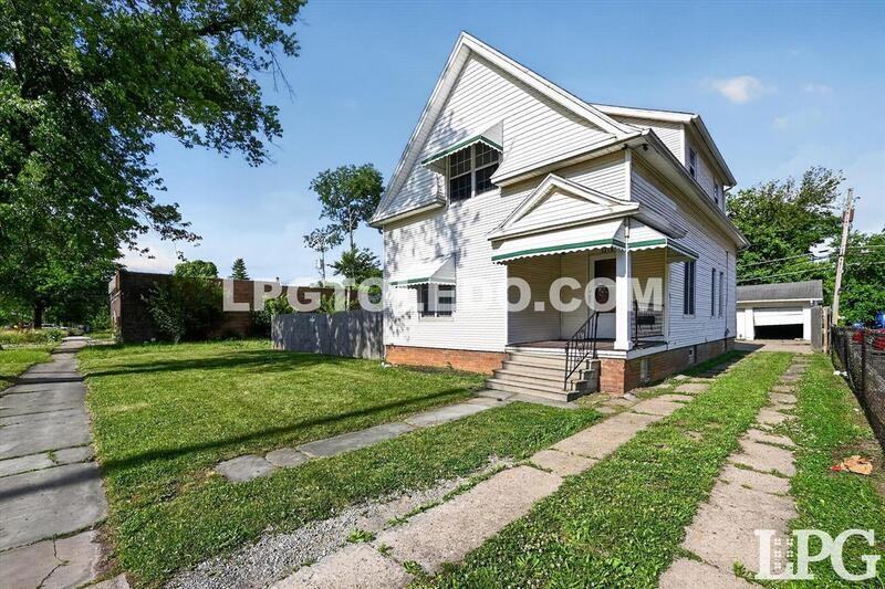 3318 Stickney Ave - Photo 2 of 38