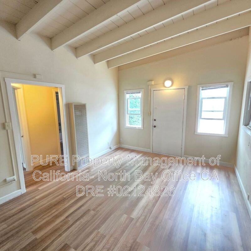 4 Kandace Ct - Photo 2 of 10
