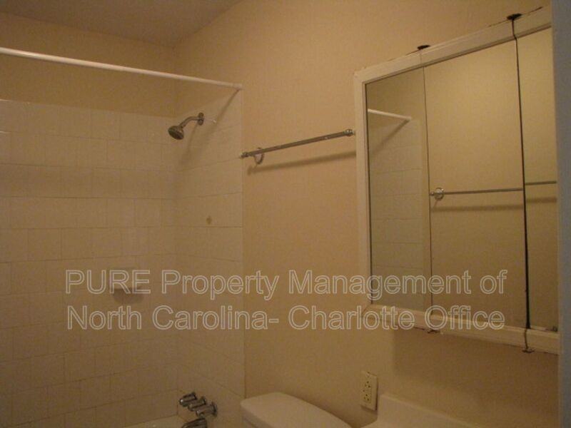 1933 St Luke St #1 - Photo 6 of 11