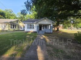 featured image of 609 N Morrill St