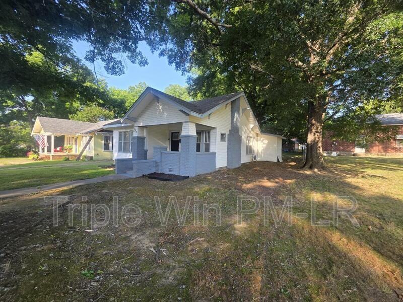 609 N Morrill St - Photo 5 of 40