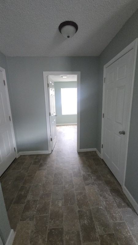 312 W 5th St #B - Photo 3 of 11