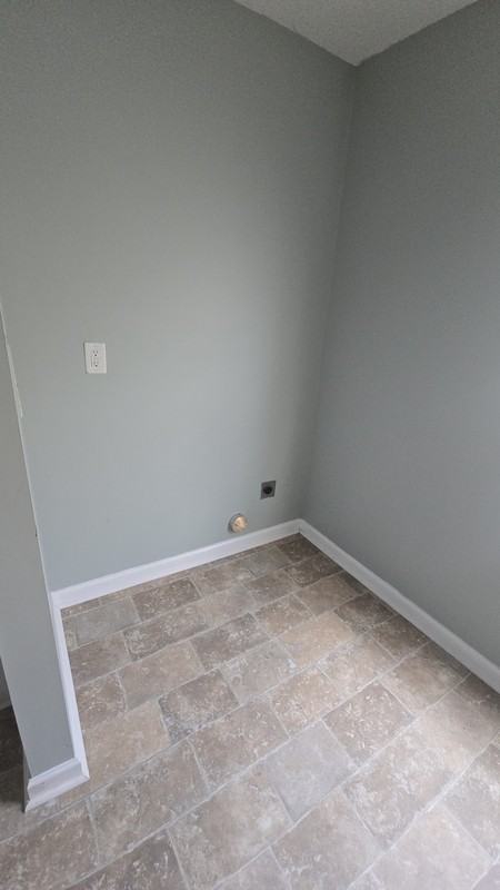 312 W 5th St #B - Photo 4 of 11