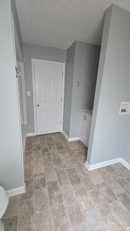 312 W 5th St #B - Photo 5 of 11