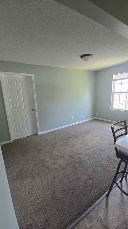 312 W 5th St #B - Photo 6 of 11