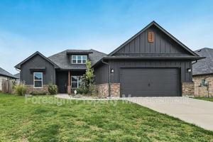 featured image of 2902 Orchid Dr