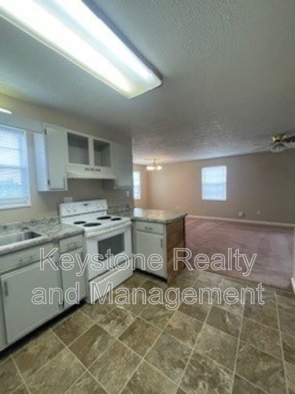 298 Thompsonville Ln #702 - Photo 3 of 10