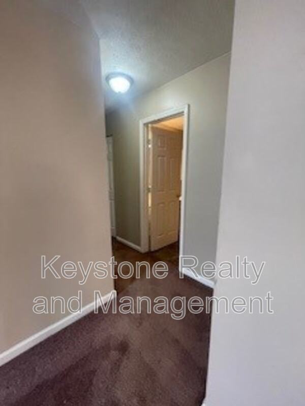 298 Thompsonville Ln #702 - Photo 6 of 10