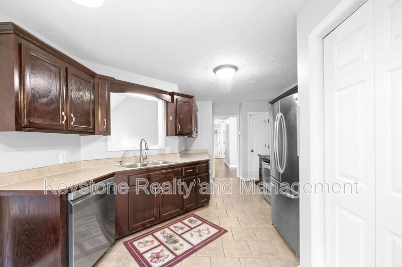 1405 Mutual Dr - Photo 4 of 15