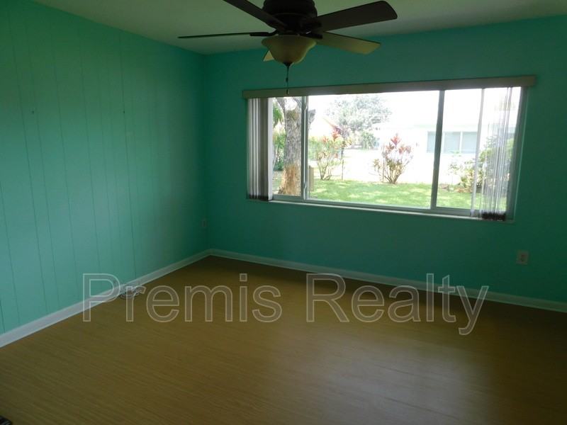 3563 Floral Dr - Photo 6 of 11