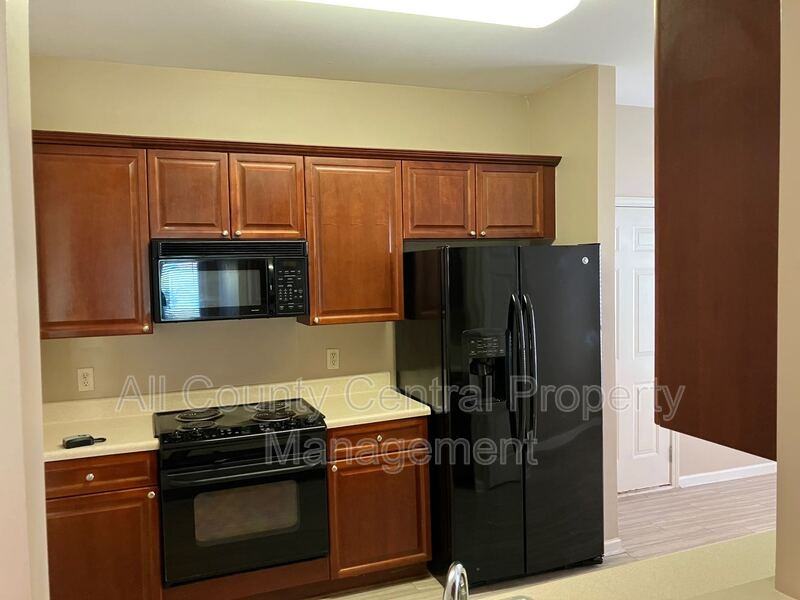2045 Forest Lakes Ln - Photo 4 of 14