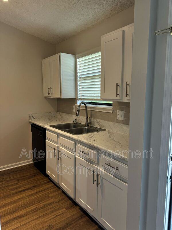 1278 Montecello Dr - Photo 6 of 15