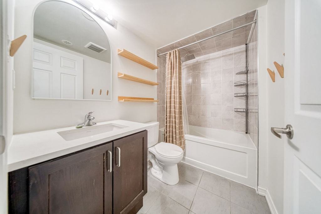 3 Applewood Lane #103 - Photo 4 of 31