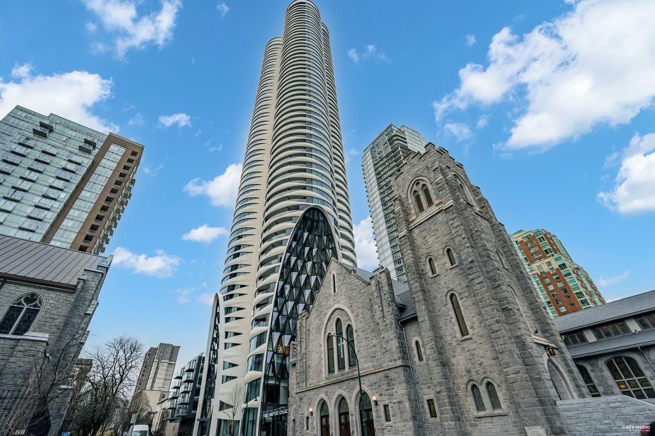 1033 Nelson Street - Photo 3