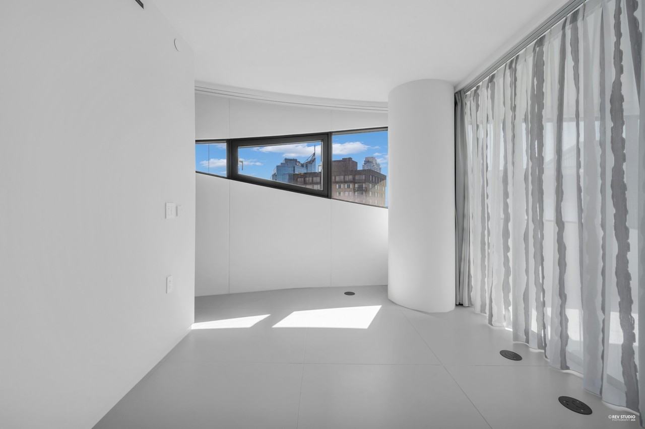 1033 Nelson Street - Photo 16