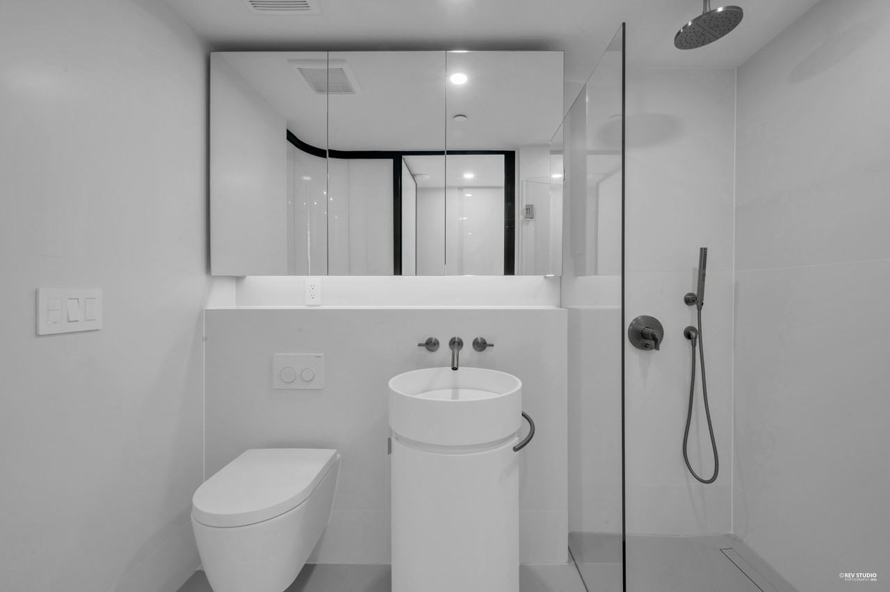 1033 Nelson Street - Photo 17