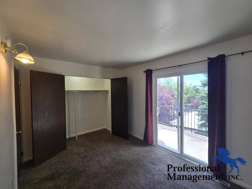 421 Lordwith Dr #9 - Photo 7 of 10