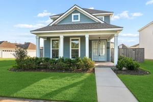 featured image of 1125 River Chase Dr
