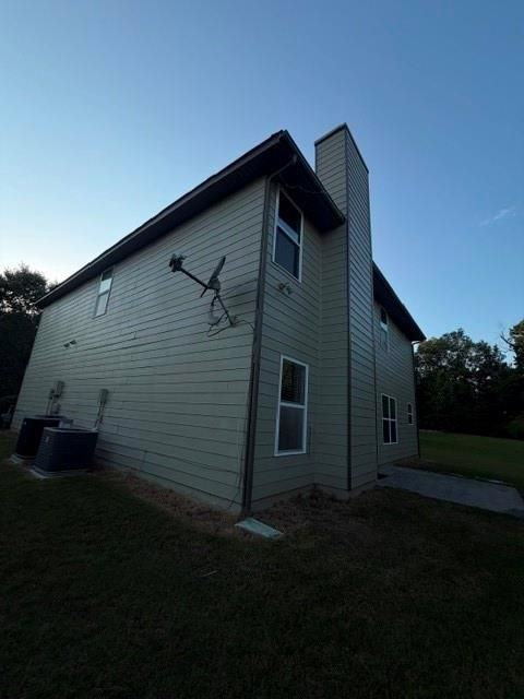 1020 Capstone Ct - Photo 5 of 26