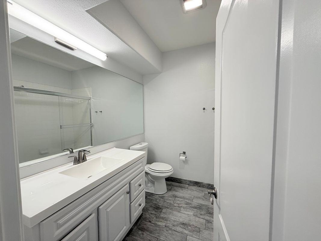 3401 S Bentley Ave ##203 - Photo 4 of 41