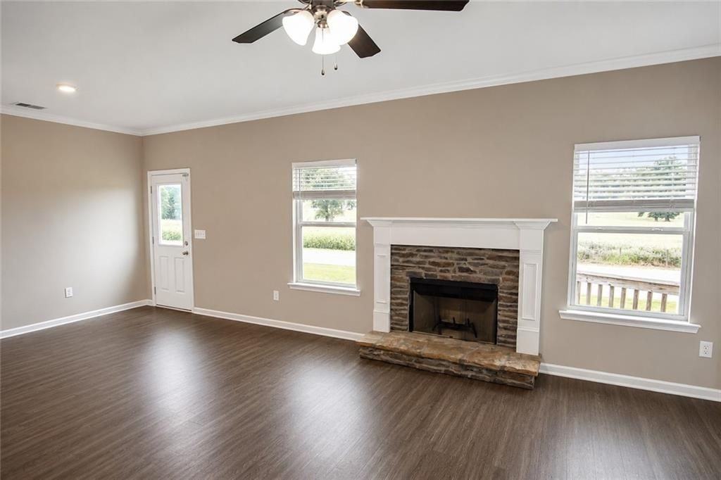 100 Squarewood Ln - Photo 6 of 17