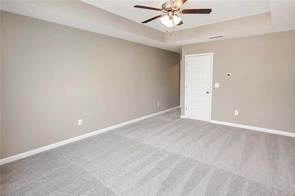 100 Squarewood Ln - Photo 7 of 17
