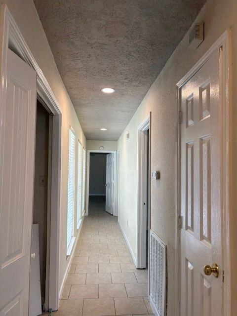 16030 Blackhawk Blvd - Photo 2 of 19