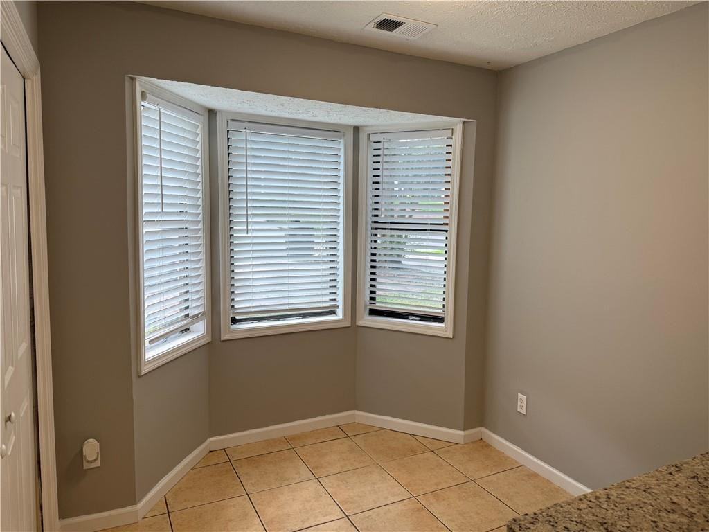 1020 Dassow Court - Photo 6 of 16