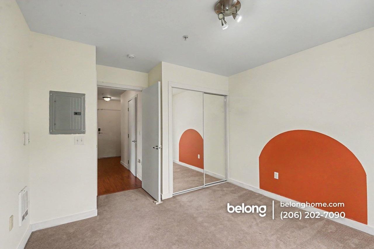 103 Bellevue Ave E #307 - Photo 3 of 16